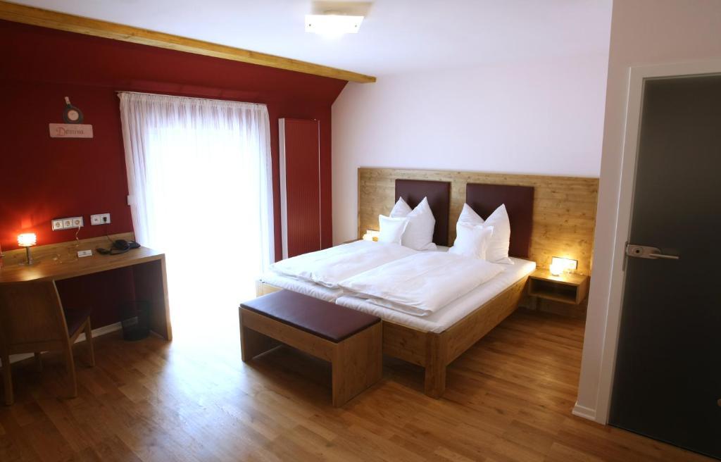 Rothweinhotel Wiesenbronn Zewnętrze zdjęcie